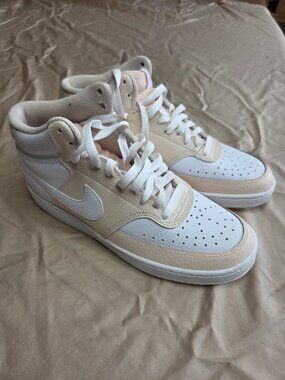 Women's Nike Court Vision Low White Tan Sneakers Size 10 NWOT